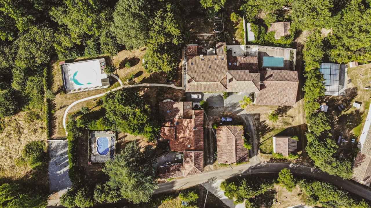 La Laujere Ivie - Gite & Piscine Privative Saint-Hilaire-du-Bois  エクステリア 写真